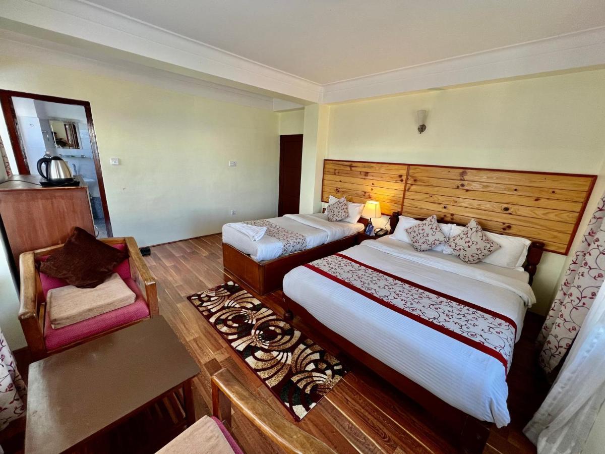 Mount Everest Hotel & Resort Nagarkot Buitenkant foto