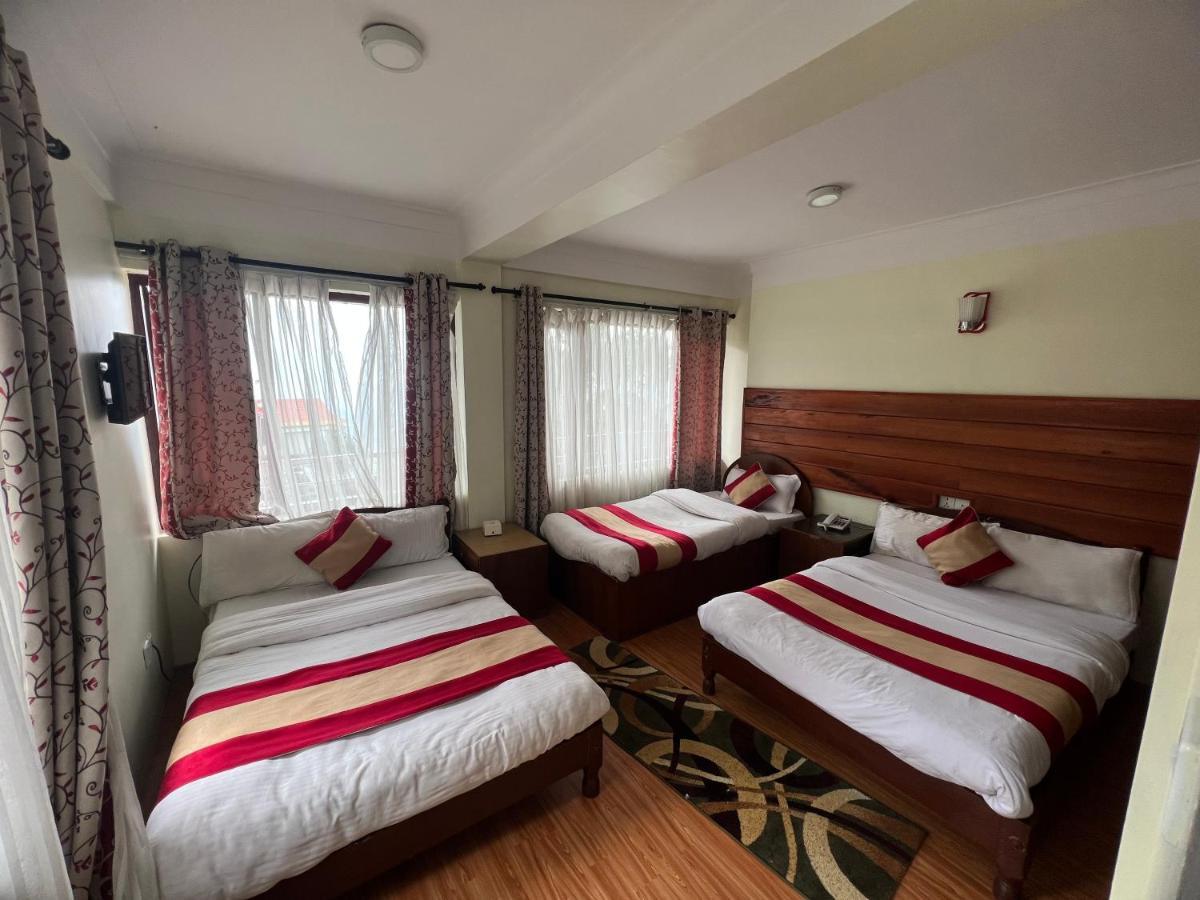Mount Everest Hotel & Resort Nagarkot Buitenkant foto