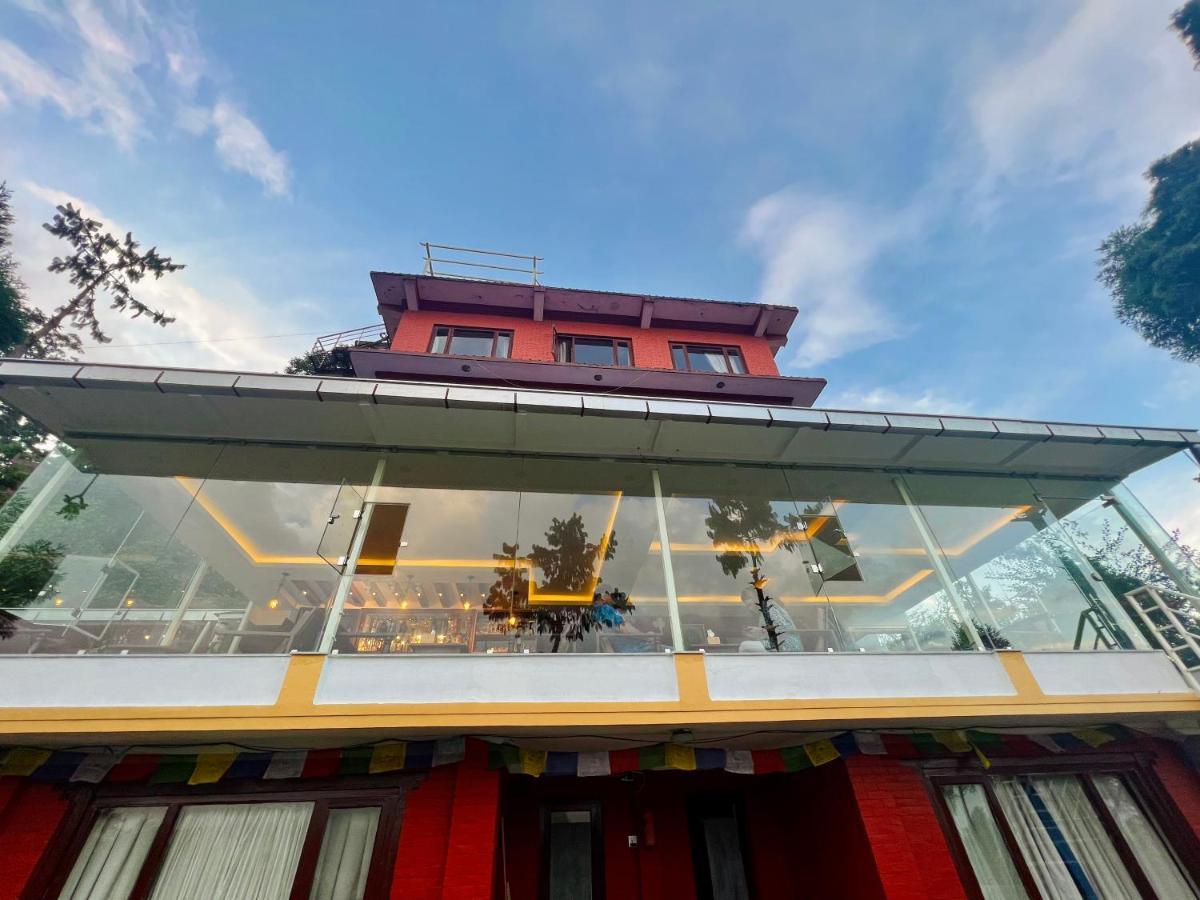 Mount Everest Hotel & Resort Nagarkot Buitenkant foto