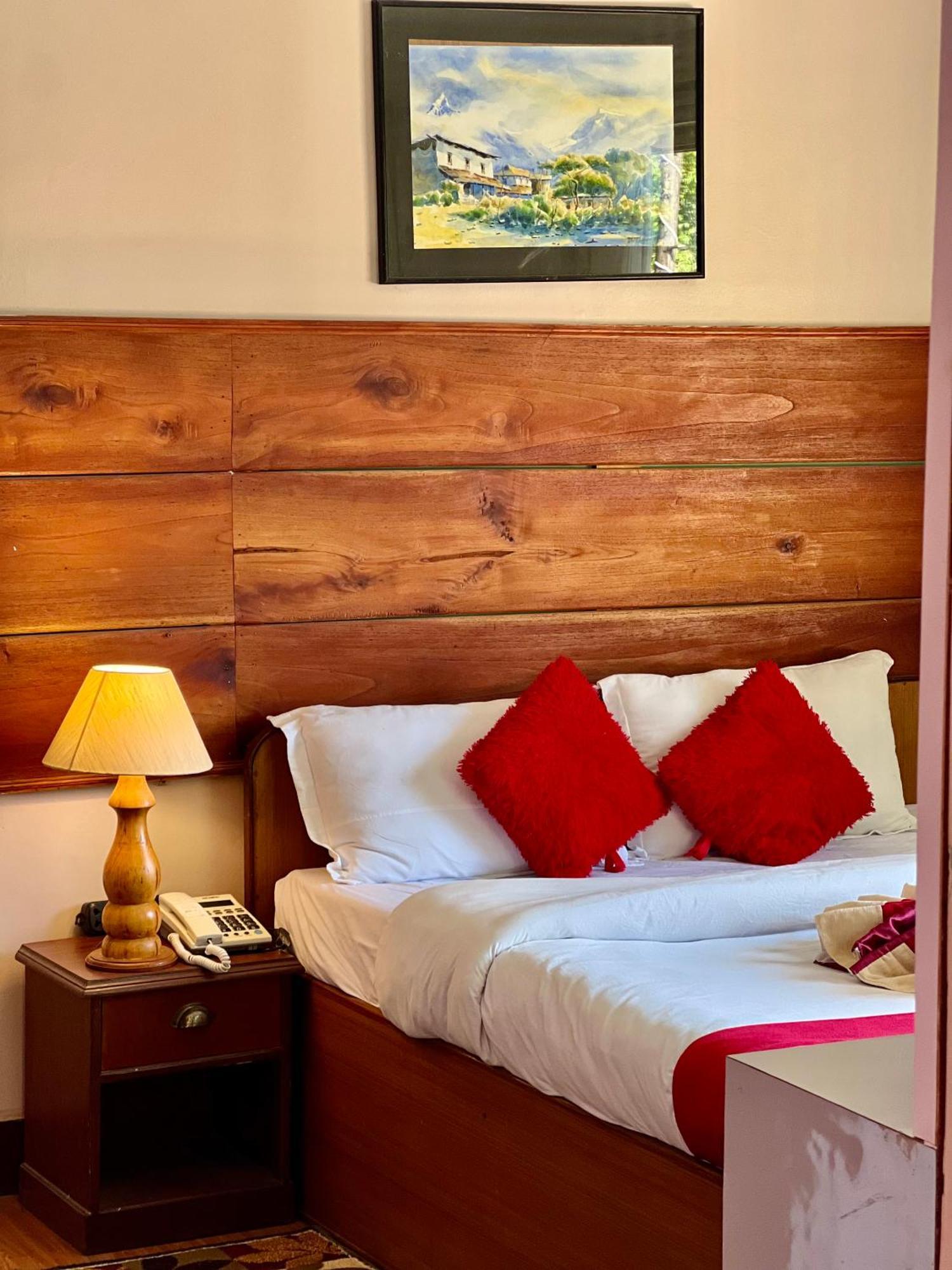 Mount Everest Hotel & Resort Nagarkot Buitenkant foto
