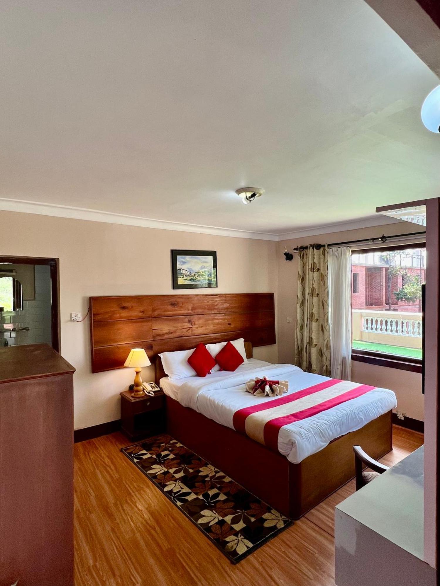 Mount Everest Hotel & Resort Nagarkot Buitenkant foto