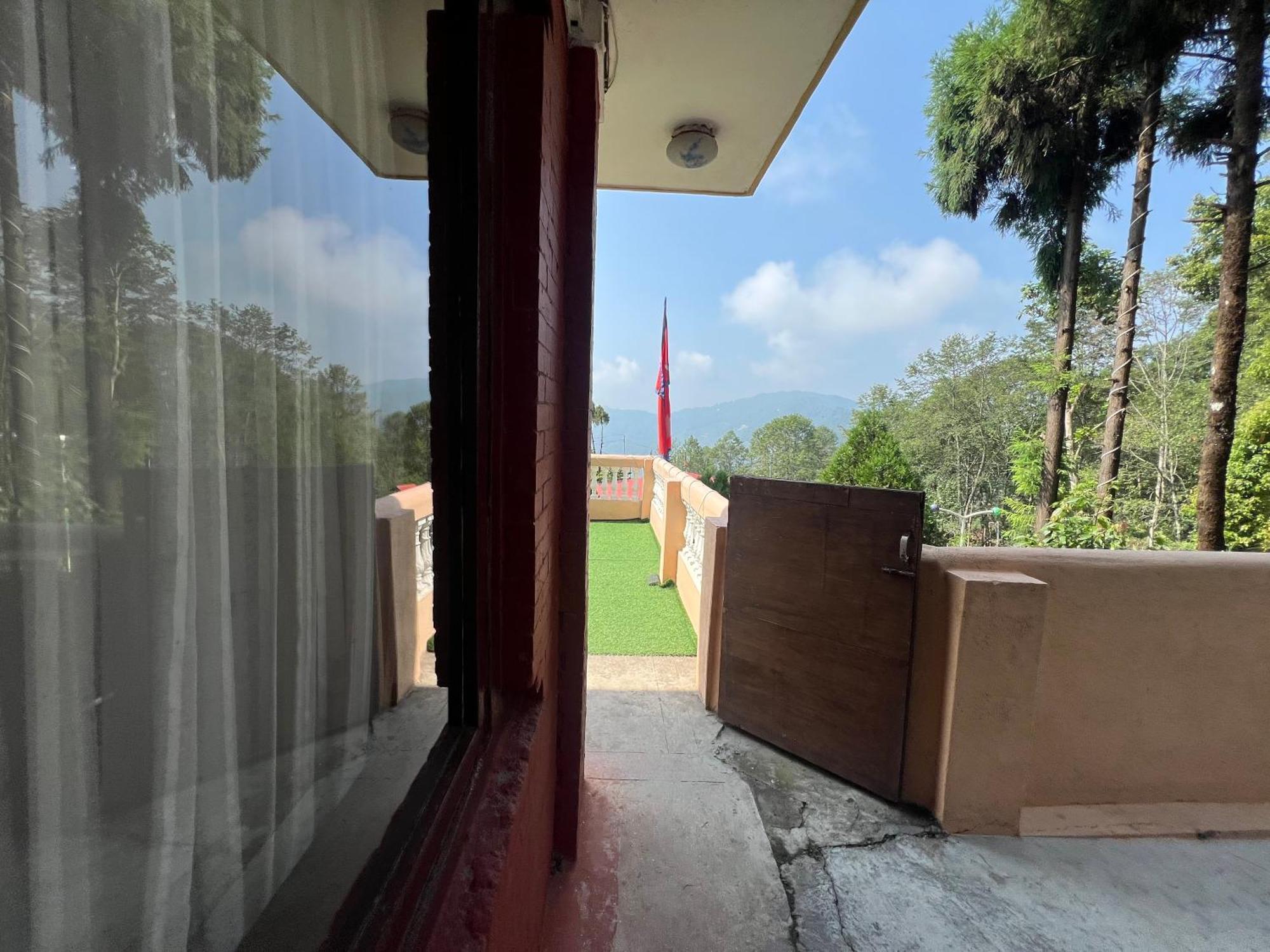 Mount Everest Hotel & Resort Nagarkot Buitenkant foto